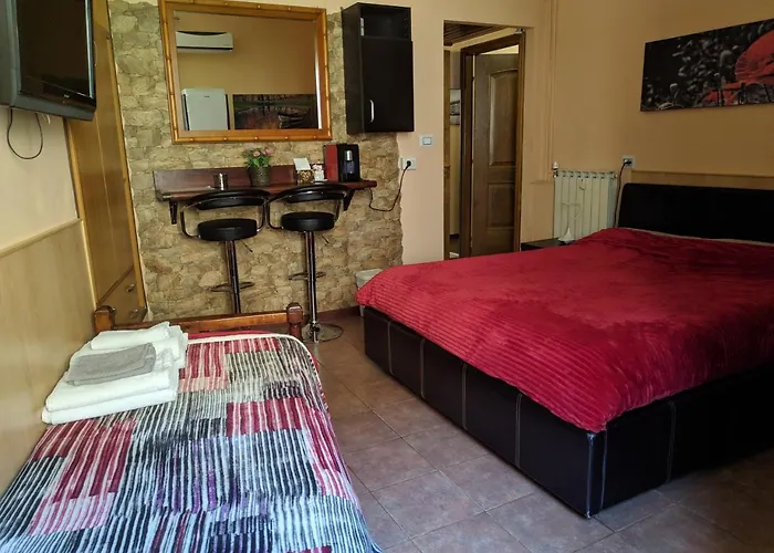 Gina Oda ve Kahvaltı Roma